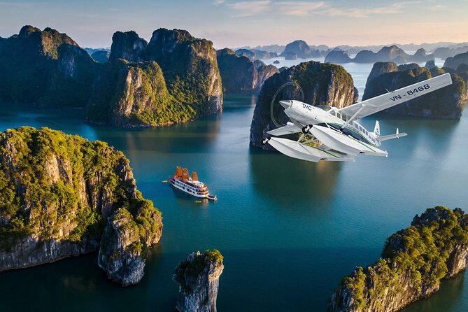 Halong Bay Seaplane- A bird's eye view experience from Sky ( 25') - Key Points