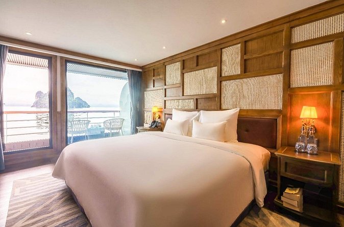 Half-Day Cruise Day Tour in Halong Bay with Lunch - What Travelers Say