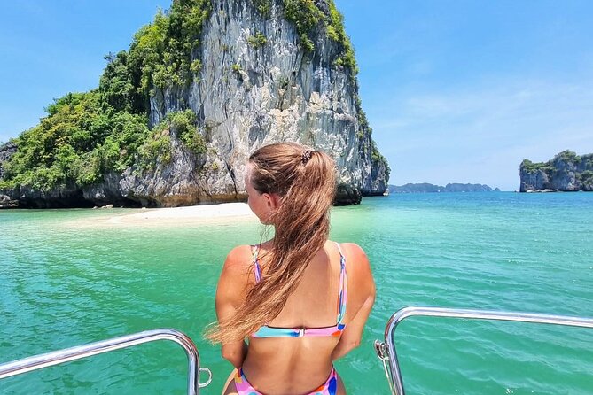 Unforgettable Moments: Private Yacht Explore Sunset Halong Bay - The Itinerary: What to Expect and Why It Matters