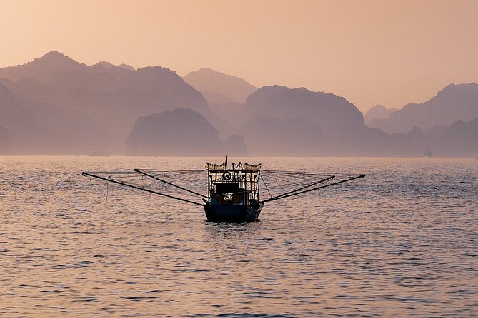 Enjoy a romantic sunset on Halong Bay with a Luxury Private Yacht - The Experience and Atmosphere