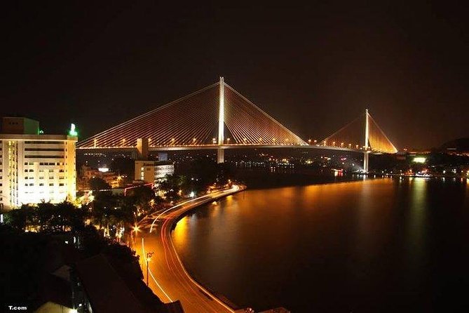 Ha Long Bay Night Exploration - An In-Depth Look at the Tour