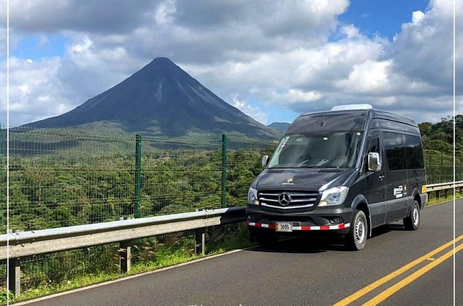 Private Transport from Liberia to La Fortuna de Arenal - Who Will Love This Service?