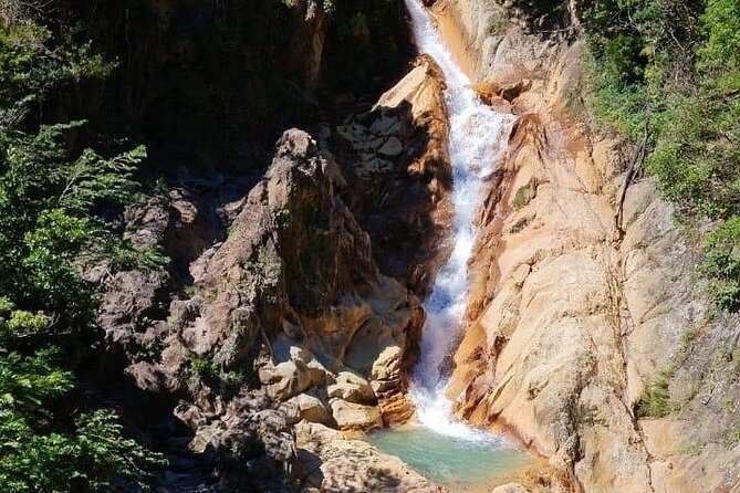 Miravalles Volcano: Hike Secondary Crater & Hot Springs Jungle - Relaxing in the Volcanic Hot Springs and Mud Baths