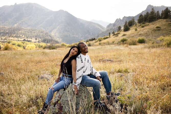 Scenic Mountain Photoshoot in Boulder, Colorado - Scenic Mountain Photoshoot in Boulder, Colorado