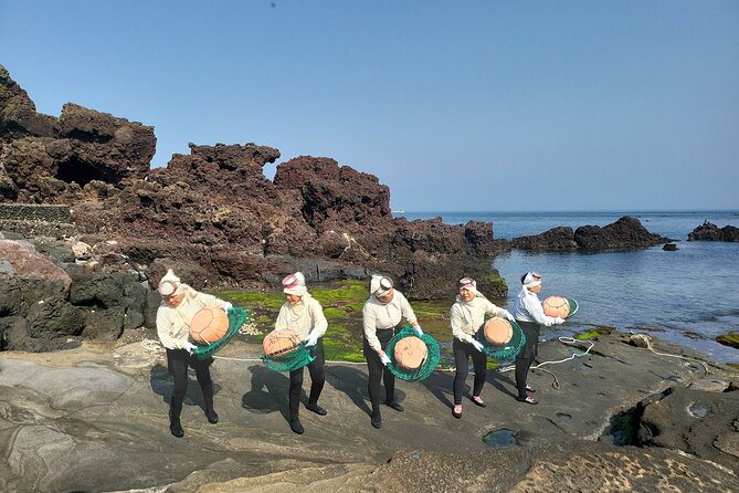 Private Tour Woman Diver Performance & stone park in Jeju Island - FAQ