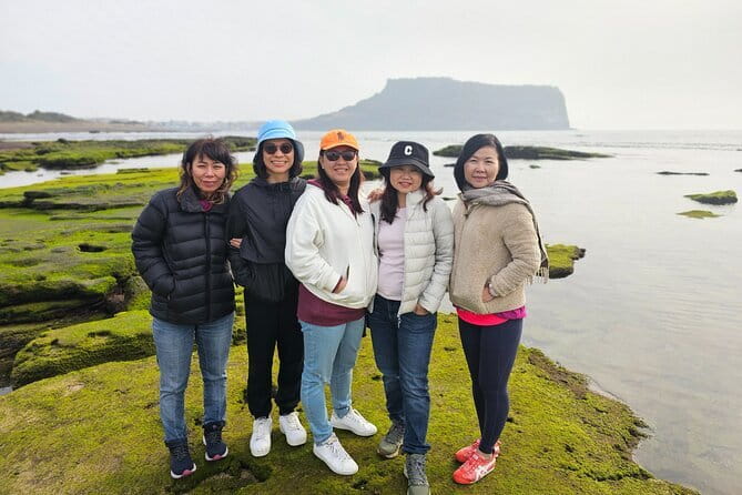 Private Jeju Customized Tour with Local Guide Mr.LEE Hong-min - Why Choose This Tour?