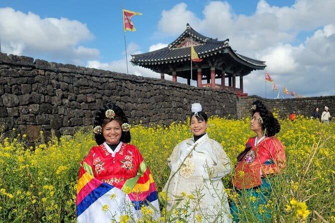 Hanbok Experience & Seasonal Half-Day Private Package Tour - Good To Know
