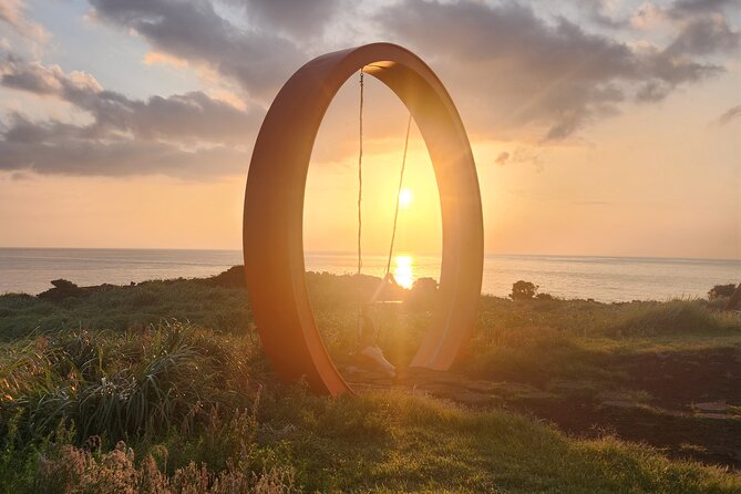 Jeju island Sunrise Tour Early Morning with Hotel Pickup - The Experience in Detail: What to Expect from the Jeju Sunrise Tour