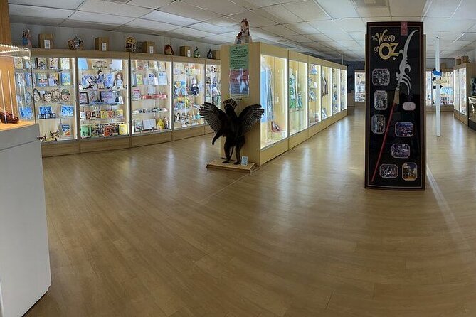 Wizard of OZ Museum tour - Key Points