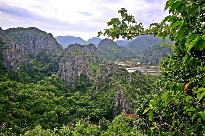 Explore the majestic cave of Sam Roi Yod - Why This Tour Works Well