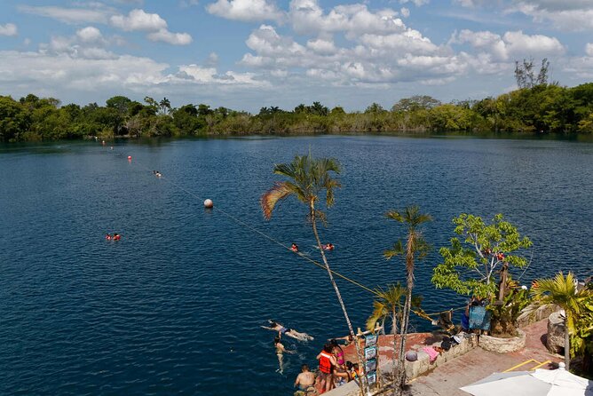 Bacalar Lagoon & Kayak Ride! Round Transportation from Tulum City - Food: Breakfast and Lunch