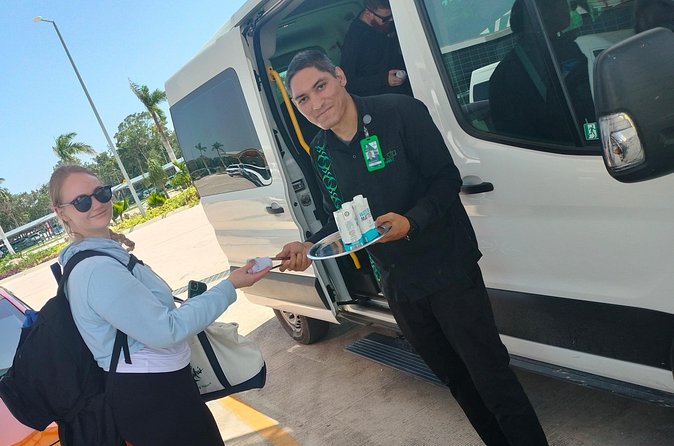 Tulum Airport Transportation to your destiny in Private Minivan - FAQ