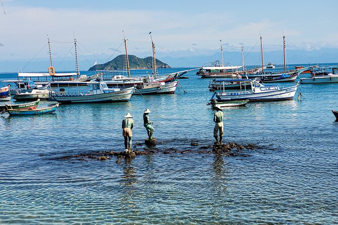 Búzios Full day: Boat and Trolley Tour with Lunch from Búzios - Meal and Beverage Details