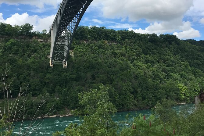 Artpark Guided Tour with Hiking and Climbing Experience - Key Points