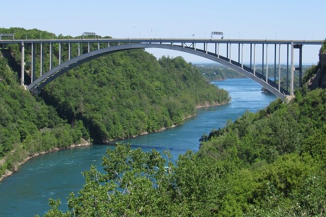 Artpark Guided Tour with Hiking and Climbing Experience - Exploring the Artpark Guided Tour with Hiking and Climbing Experience