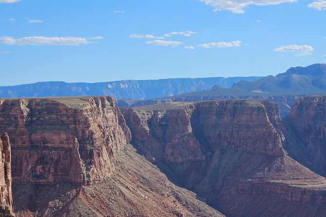 Picnic at East Grand Canyon Tables and Chairs Privided No Crowds - Transport, Duration, and Practical Details