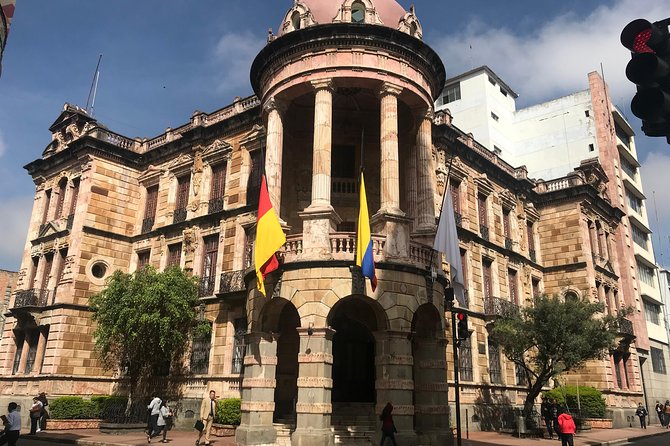 All You Need to Know About Cuenca in a Smooth Walk in the Historic District - Exploring Cuenca in a Relaxed Walk: What to Expect