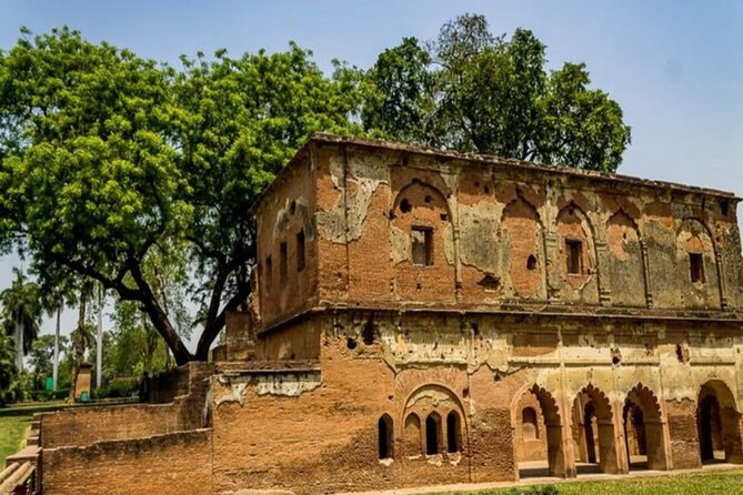 Lucknow: Cultural Walking Tour with Local Snacks (Guided Tour) - Colonial Influences and Architectural Fusions