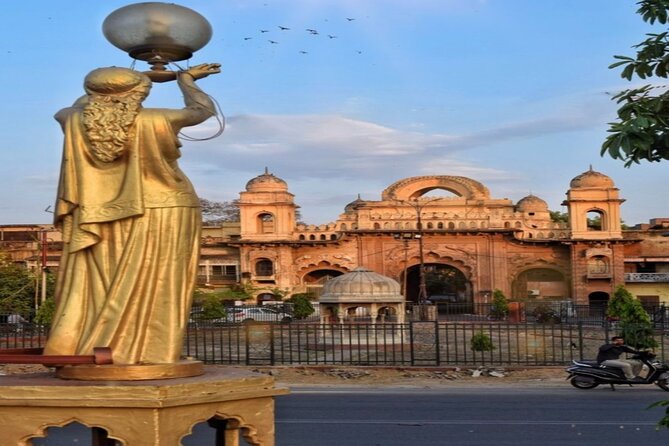 Lucknow: Cultural Walking Tour with Local Snacks (Guided Tour) - Who Will Love This Tour?