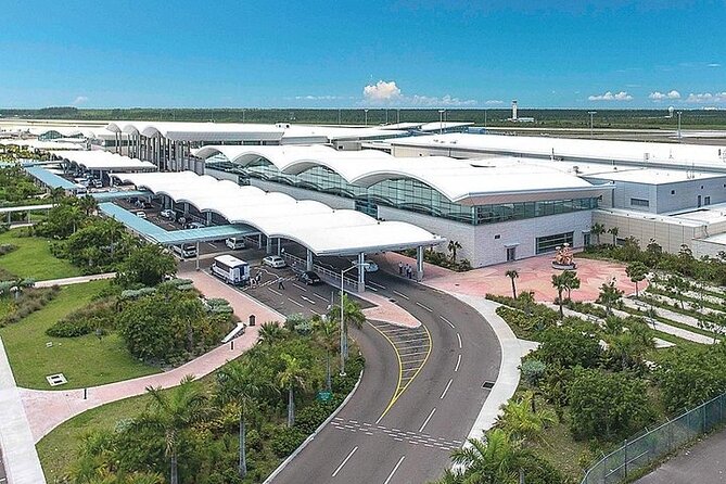 Private Roundtrip Sedan Airport Transfer - Who Is This Transfer Best For?