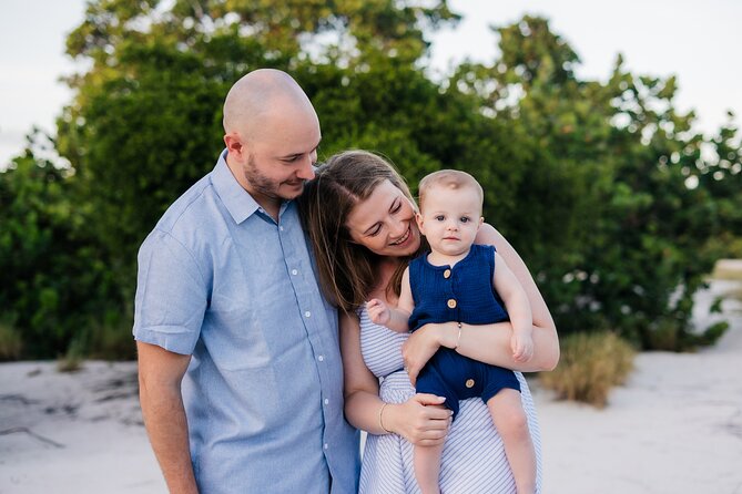 Private Vacation Photoshoot with Photographer in Nassau - Who Will Love This Photoshoot?