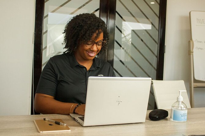 Private Nassau Airport and Port Transfer (1 way) - Key Points