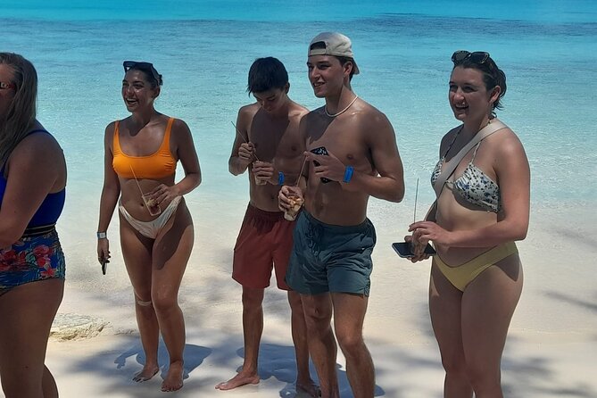 Nassau, Private Swimming Pig, Island Hopping, Snorkeling, Turtles - The Bottom Line