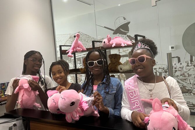 Bahamian Plush Essentials - What to Expect from Build A Pal Bahamas