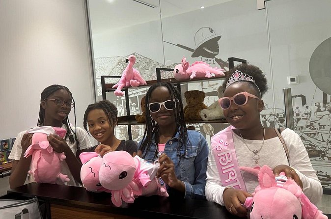 Bahamian Plush Essentials - Who Should Consider This Experience?