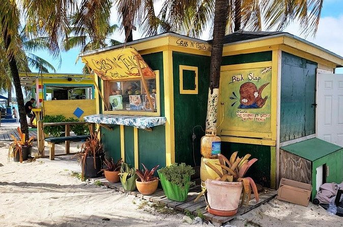 Island Stroll in historic Nassau - FAQs