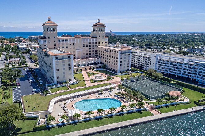 Arrival Private Transfer: Palm Beach Airport PBI to Palm Beach in Business Car - Who Should Consider This Service?