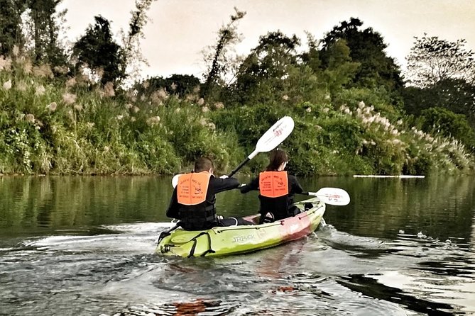 One Day Guided Tour: Kayaking, Zipline & Tubing In The Cave from Vang Vieng - FAQs