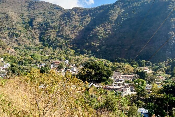 Private Ancestral Mayan Walk between Santa Cruz and Tz'ununa - The Value of This Experience