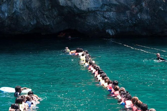 Oneday Tour 4 Islands and Emerald Cave By Tin Adventure Sea Tour from Koh Lanta - The Tour Experience in Detail