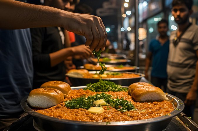 Food Walk in Ahmedabad to Savor Gujarati Cuisine - The Sum Up