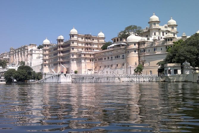 Ahmedabad to Udaipur private transfer - Why Choose This Transfer?