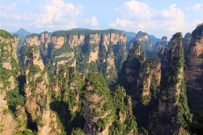 National Forest Park Avatar Mountain Day Tour - An In-Depth Look at the Zhangjiajie Avatar Mountain Day Tour