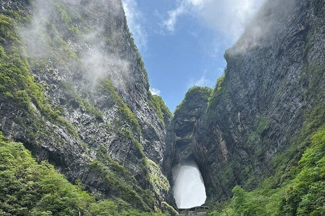 Private VIP Tour:2-Day Zhangjiajie Highlights Experience - What You Can Expect from the Itinerary