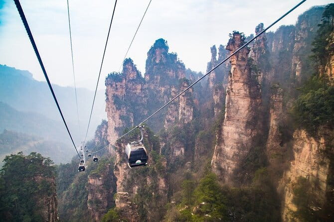 Full-Day Private Tour of Zhangjiajie National Forest Park - Starting the Day: Hotel Pickup and Transfer to the Park