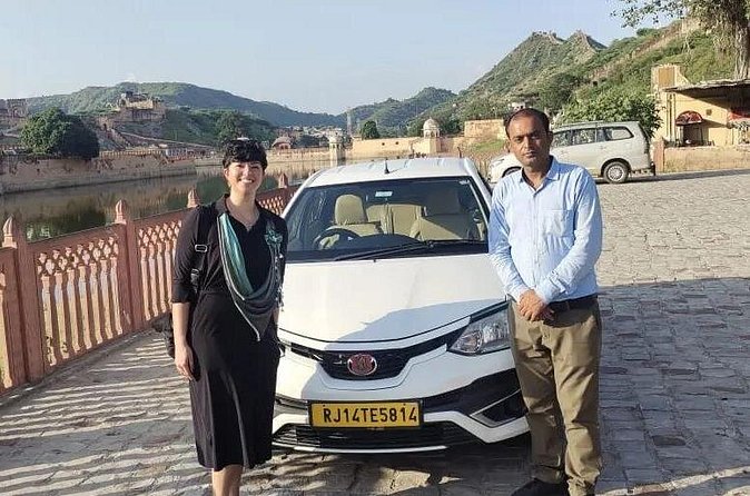 Jaisalmer Airport to Jaisalmer Hotels drop: Private Transfers - Authentic Experiences and Authentic Drivers