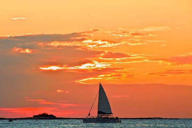 Catamaran Sunset Cruise Tamarindo - A Sunset Adventure on Tamarindo’s Waters: The Catamaran Cruise