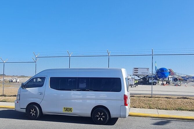 Private transportation from the hotel to Guanacaste Airport - Key Points