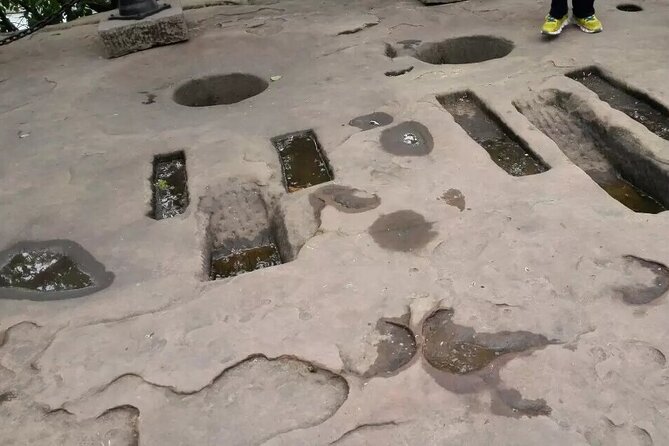 Private Day Tour to Fishing City and Laitan Old Town in Chongqing - The Practicalities: What to Expect