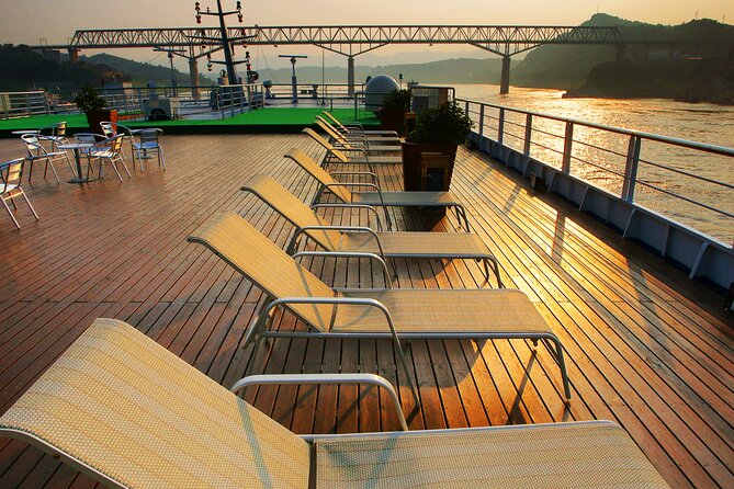 4 Days 3 Nights Yangtze River Cruise from Chongqing to Yichang - The Itinerary in Detail