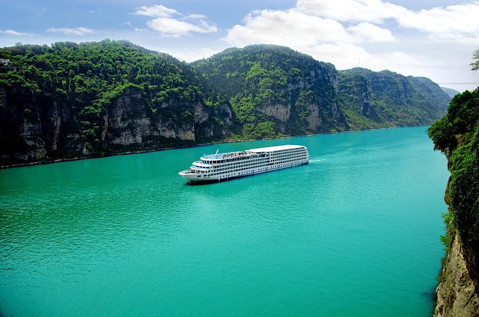 4 Days 3 Nights Yangtze River Cruise from Chongqing to Yichang - The Sum Up