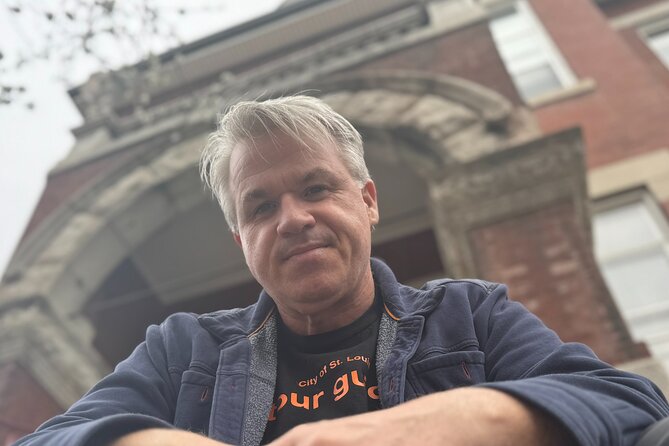 St. Louis: Food + History Walking Tour of the Central West End - Key Points