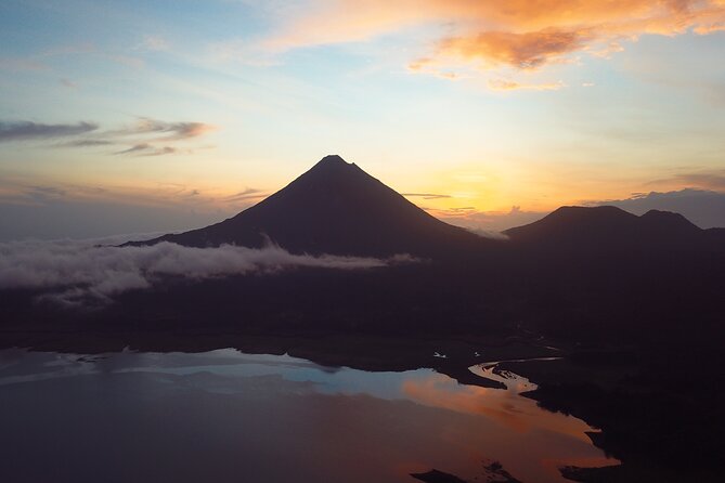 Kayak or Paddleboard Rental in Lake Arenal- Transp not included - Who Should Consider This Activity?