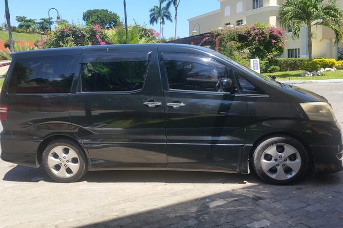 Private Airport Transfer to Bahia Principe Grand Jamaica - The Full Breakdown of Your Jamaica Airport Transfer