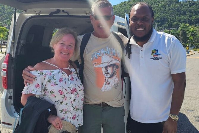 Private Transfer from MBJ to Runaway Bay/ Ocho Rios - Introduction: Your Stress-Free Ride from Montego Bay to Runaway Bay or Ocho Rios