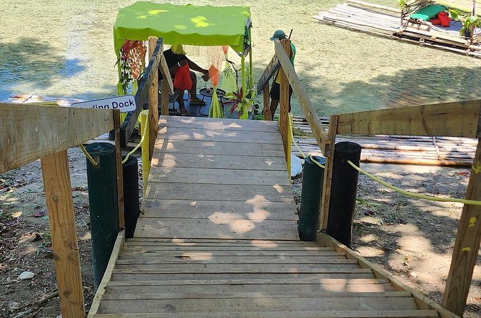 Beach and rafting in beautiful Jamaica - Practical Details and Tips for Your Journey